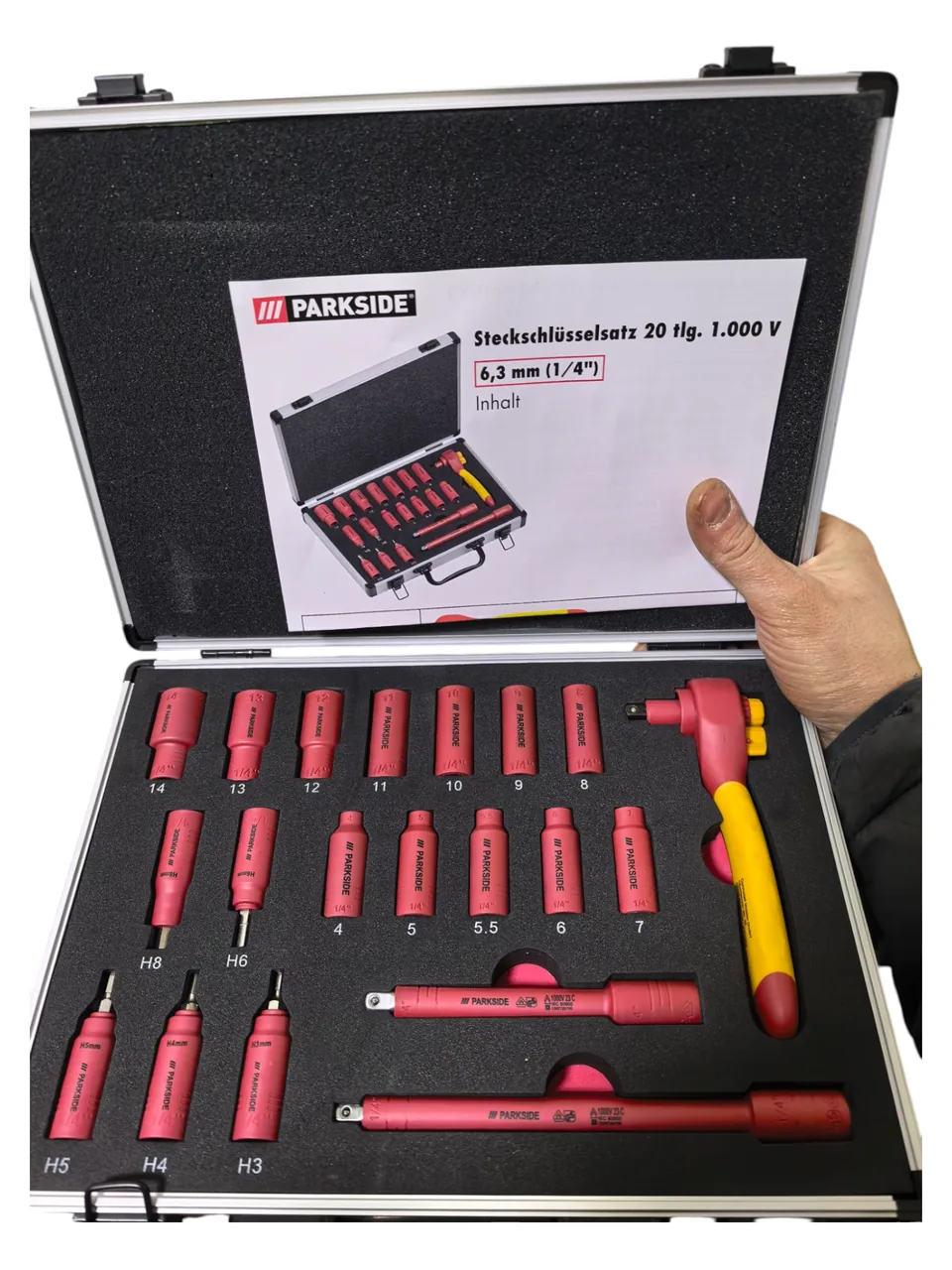 Набір ізольованих торцевих ключів з тріскачкою 1/4" Parkside 1000v
